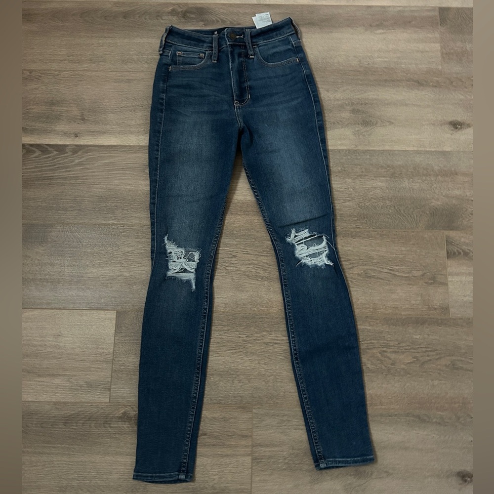 Women’s / Girls Hollister Jeans